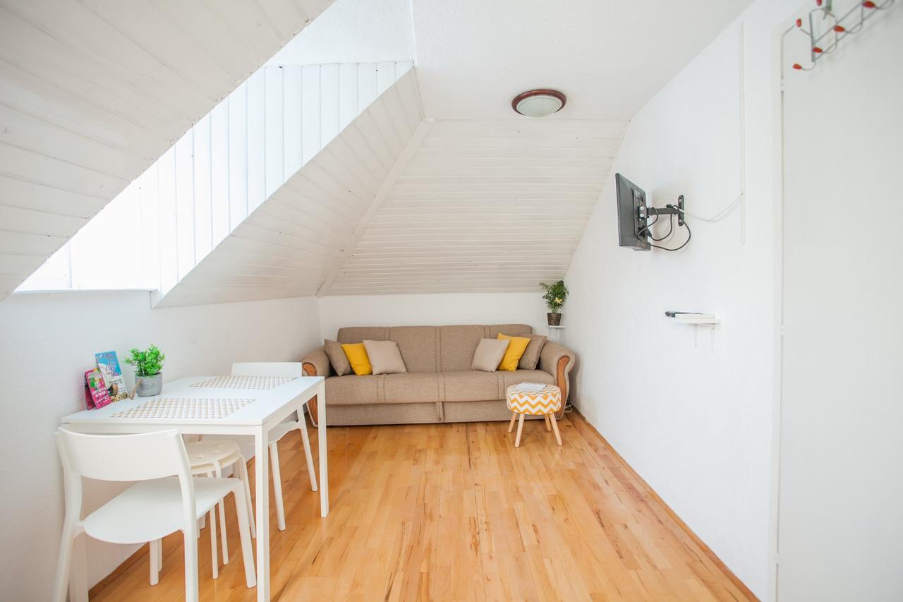 Top-Floor Apartment In Trogir Center Exterior foto